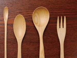 ＜1/10(土)　中央林間東急＞◇未経験歓迎◇上品な艶&amp;機能性抜群！木のぬくもりを感じる名産の漆器販売『若兆(わかちょう)』時給1500円＋交通費支給 / 週払いOK / スニーカーOK◇学生.20代.30代.40代.50代女性スタッフさん活躍中！＜専用フォーム返信＆オンラインで簡単登録＞tan-O-and-wakac