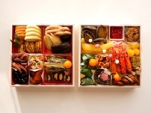 残り枠わずか！エントリーはお早目に！【未経験OK！年末おせち販売】12/26～12/31＜横浜高島屋＞料亭のおもてなしがそのままおせちで味わえる毎年人気のおせち◇時給1600円＋交通費/ 週払いOK / 何らかの販売経験＋レジ経験があればOK / 学生.20代.30代.40代女性スタッフさん活躍中！＜専用フォーム返信＆オンラインで簡単登録＞tan-F-nada-han