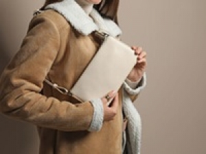 ■長期■時給1700円(経験有)+交通費■アパレル未経験でもOK■＜COACH (コーチ)   錦糸町パルコ＞インポートバッグ＆ファッション小物販売◇20代,30代,40代女性スタッフ活躍中【私服勤務OK／週払可／社保有給完備／スタート日ご相談ください】＜専用フォーム返信＆オンラインで簡単登録＞ AP-T-ch-bag