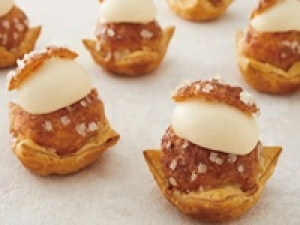 ■時給UP期間中■即日～長期◇未経験歓迎◇時給1550円＋交 / 週払いOK＜ガトードボワイヤージュ / 都筑阪急＞横浜発☆幸せを呼ぶ「馬蹄型のパイ」が目印☆焼き菓子・ケーキ・スイーツ販売◇週4～5日勤務◇素敵な制服貸与◇スイーツ好きさん歓迎♪ 経験を活かしてお仕事しませんか◇20代.30代.40代女性スタッフさん多数活躍中!＜専用フォーム返信＆オンラインで簡単登録＞FD-T-gat①-d