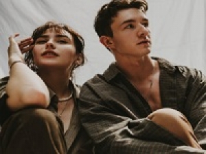 【週4～5日(月150時間程度)】即日～2ヶ月短期 ＜ikka (イッカ)　イオンモール千葉ニュータウン＞遊びゴコロあふれる大人のライフスタイルブランドでアパレル販売＜メンズ / レディース ＞時給1400円＋交通費・アパレル未経験歓迎・週払いOK・私服勤務・ナチュラルネイルOK・20代30代40代前半 男女スタッフさん活躍中！＜専用フォーム返信＆オンラインで簡単登録＞ tan-A-ikk