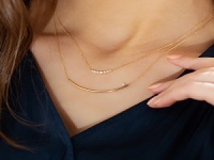 ◆長期◆時給1550円以上(経験有)+交通費＜新宿伊勢丹＞贅沢な素材をデイリーに！ジュエリー販売スタッフ◆週払いOK/私服勤務/ジュエリー未経験歓迎・20代,30女性スタッフ活躍中！＜専用フォームの返信＆オンラインで簡単登録＞ AP-T-coco