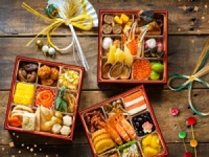 【未経験OK！おせち販売】12/26～12/31＜大井町阪急＞料亭のおもてなしがそのままおせちで味わえる毎年人気のおせち◇時給1550円＋交 / 週払いOK◇食品販売未経験OK◇学生.20代.30代.40代女性スタッフさん活躍中！＜メール返信だけで登録OK！来社不要＞tan-F-nada