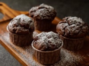 年末年始の洋菓子販売　12/1～1/15【週3日 / 8:30～17:30】未経験歓迎！洗練されたスタイリッシュなスイーツが人気！洋菓子販売＜横浜高島屋＞時給1500～1600円＋交通費 / 週払いOK / Wワーク / 扶養内 / 何かしらの販売経験があればOK / 期間限定の好条件＆高時給 / テキパキ動く事が好きな方におススメ！学生.20代.30代.40代女性スタッフさん活躍中！＜専用フォーム返信＆オンラインで簡単登録＞tan-F-pl-gny