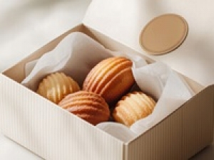 年末年始の洋菓子販売　即日～1/5【週4日 / 10:30～19:30】未経験歓迎！洗練されたスタイリッシュなスイーツが人気！洋菓子販売＜新宿高島屋＞時給1500～1600円＋交通費 / 週払いOK / Wワーク / 扶養内 / 何かしらの販売経験があればOK / 期間限定の好条件＆高時給 / テキパキ動く事が好きな方におススメ！学生.20代.30代.40代女性スタッフさん活躍中！＜専用フォーム返信＆オンラインで簡単登録＞tan-F-pl-gny