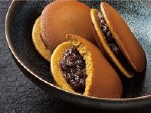 ■時給UP期間中■即日～長期＜武蔵浦和ビーンズ＞もちもちのどら焼き、サクサクのおかき等☆上品なパッケージで手土産にも喜ばれる☆季節を楽しむ和菓子販売◇時給1550円＋交通費支給 / 週払いOK / 和菓子未経験OK！プライベートも充実！20代30代.40代,50代前半女性スタッフさん多数活躍中◇社保完備/有給あり/週払い可＜専用フォーム返信＆オンラインで簡単登録＞FD-T-ginbo①-d