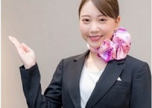 ＜即日～長期＞語学不要＆未経験歓迎！◇ダイバーシティ東京◇全世界から訪れるお客様をお出迎え＊インフォメーションデビュー♪ ◇日本でも有数の観光地・東京臨海副都心エリアの商業施設で総合案内◇時給1600円/月収例26万円/週払いOK◇制服有あり◇20代,30代,40代女性活躍中！＜専用フォーム返信＆オンラインで簡単登録＞ OF-T-snry-daiba