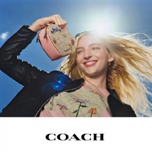 【即日～長期】週3～5勤務！＜COACH（コーチ）／ 倉敷アウトレット＞バッグ・革小物【時給1400～1500円】交通費支給◎「C」のモノグラムデザインのバッグが大人気◎＜アパレル経験歓迎！週払いOK！＞tn-k-coach