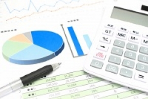 ◆長期派遣◆アパレル企業の総合企画室で計数管理を担当◆ＰＬ作成・データ抽出と加工など◆カジュアル系アパレルメーカー本社＜日本橋浜町＞◆時給2100円/月収例34万円/交通費支給/週払いOK◆週4～5日/土日休み/20代,30代,40代男女活躍中 ＜専用フォーム返信＆オンラインで簡単登録＞ OF-T-koku-pl