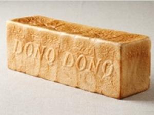 【紹介予定派遣◆半年後には企業雇用】川崎ラゾーナ〖神戸生まれの老舗ベーカリー　DONQ (ドンク) 販売or製造〗 〖ミニクロワッサン専門店MiniOne(ミニワン)量り売り販売＋製造補助〗パンが好きな方歓迎◇何らかの食品販売経験があればOＫ◇ 時給1450～1500円＋交通費 / フルタイム / 学生.20代.30代.40代前半 女性活躍中！＜専用フォーム返信＆オンラインで簡単登録＞FD-T-dqmini②